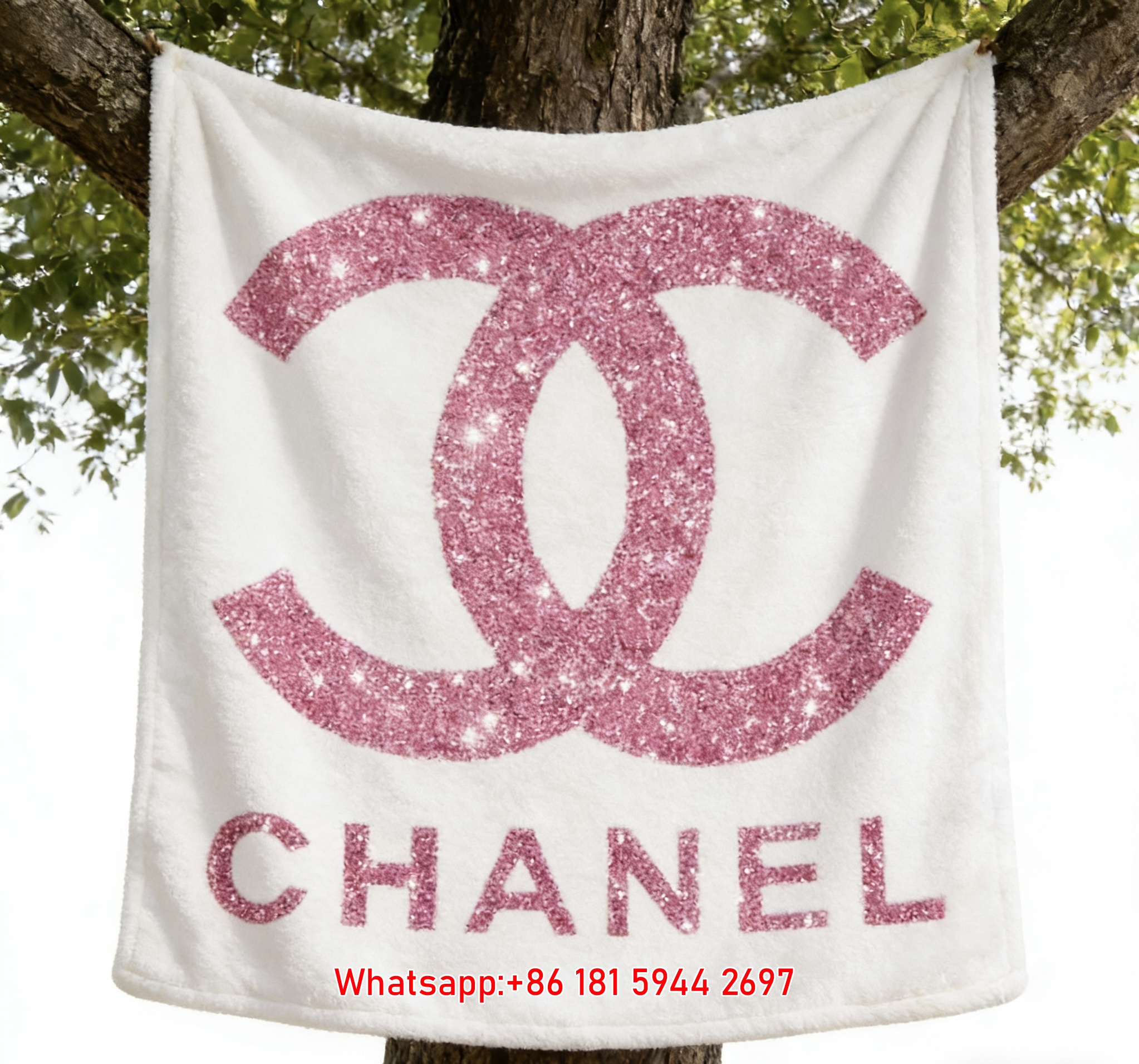 Chanel Pink Glitter Flannel Sofa Throw Blanket – Luxury Bling Logo IMG_6639